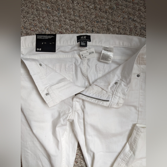 White Skinny Jeans - Picture 3 of 5